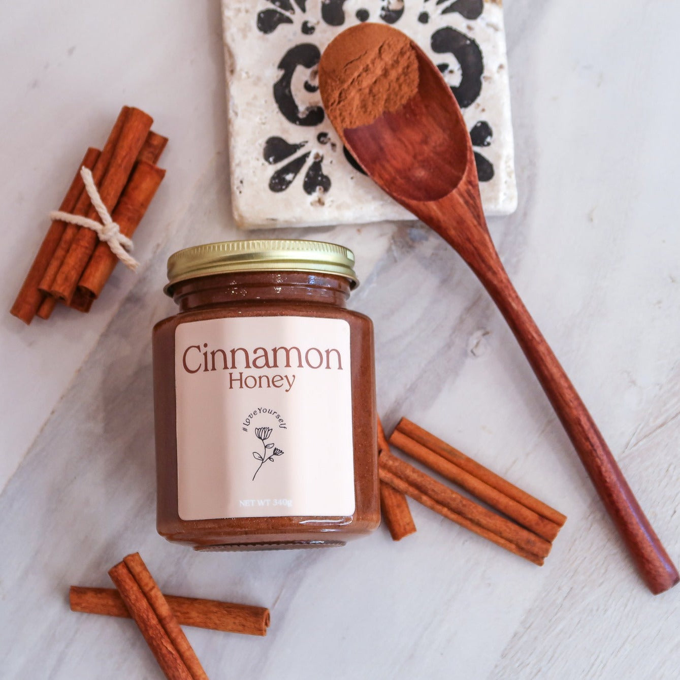 CINNAMON HONEY